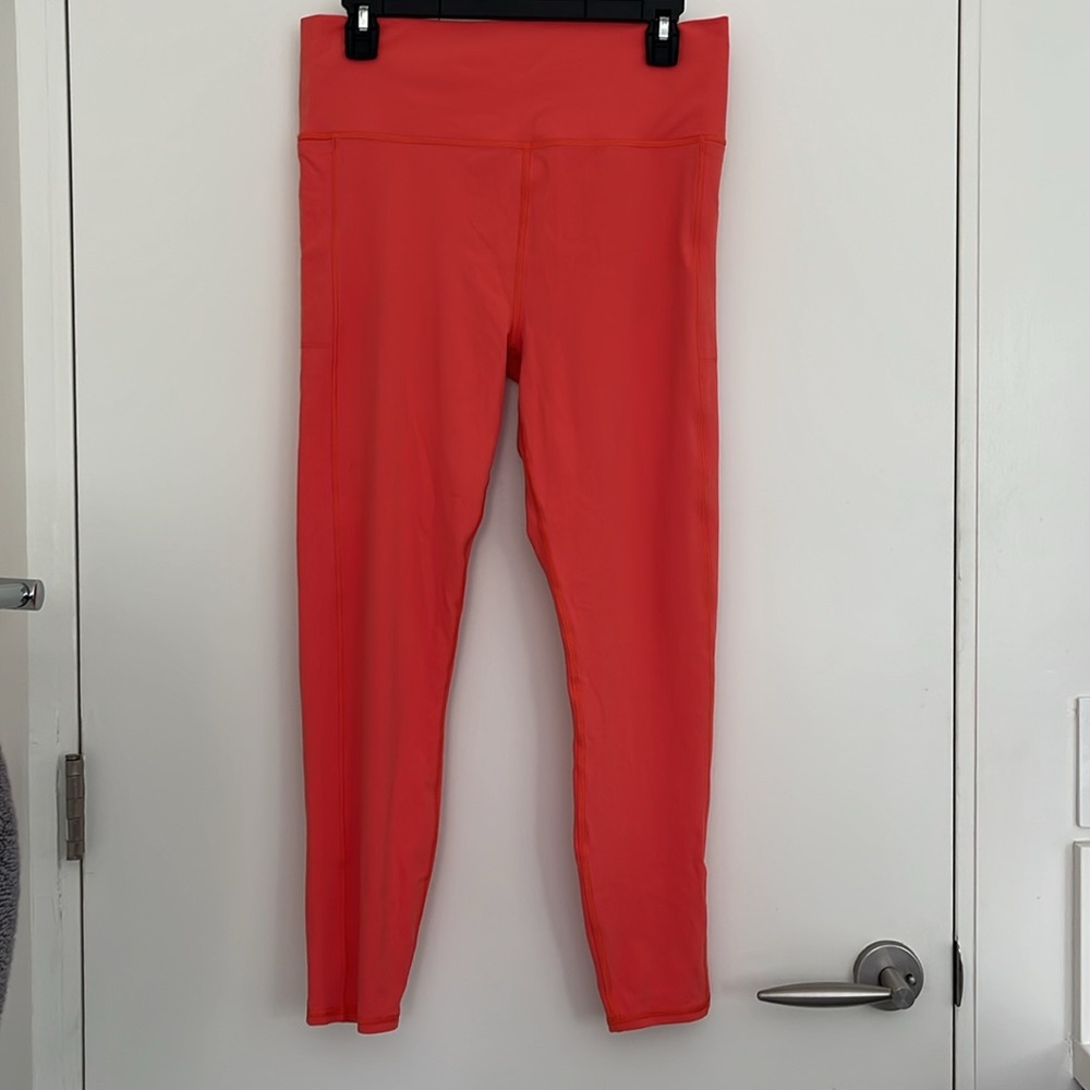Vuori High-Waist Coral Leggings